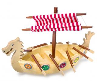 Dřevěná vikingská loď