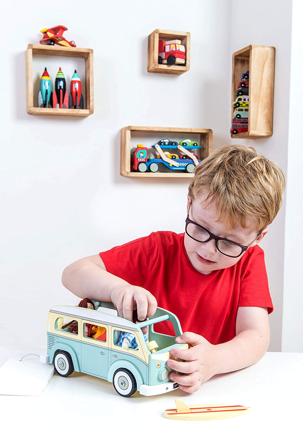 Le Toy Van dřevěný autokaravan retro