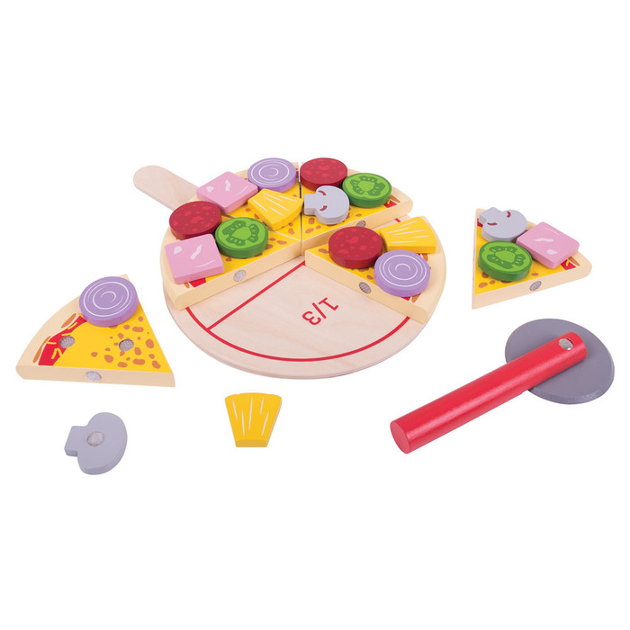 Dřevěná krájená pizza II